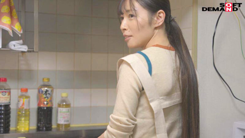 SNSフォロワー2万人 SODが見つけた史上最高の敏感ママさん 玉井晴香 33歳 AVDEBUT 10枚目