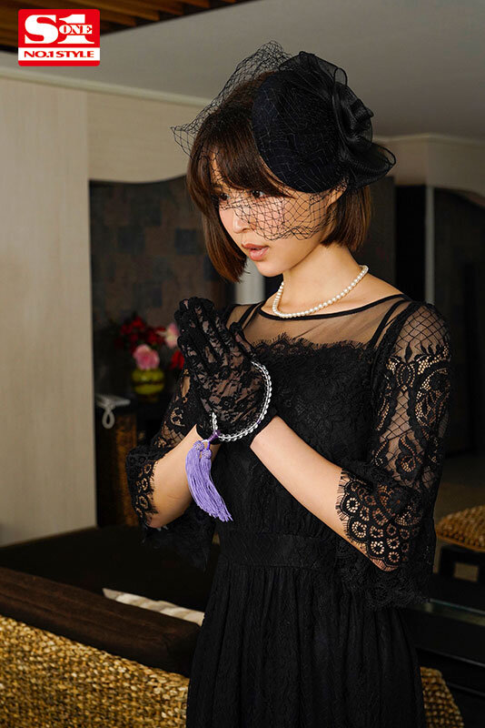 憧れの美貌を持つ社長夫人がいまや夫の借金をカラダで返す未亡人 葵つかさ 6枚目